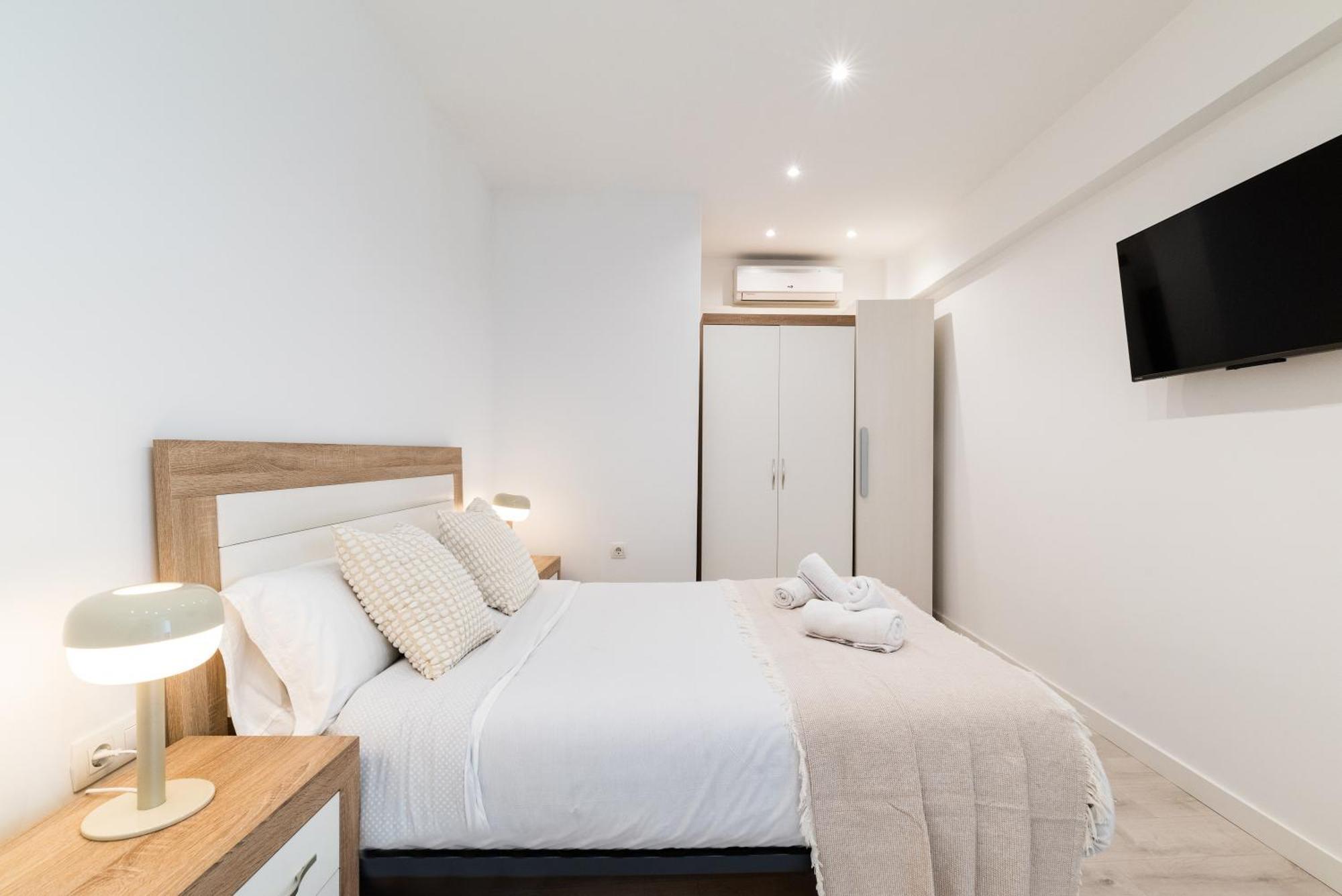 Wekey Homes Granada, Elvira Suites Centro Εξωτερικό φωτογραφία