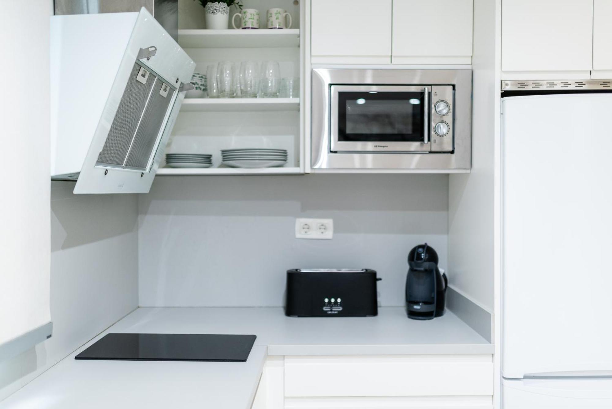 Wekey Homes Granada, Elvira Suites Centro Εξωτερικό φωτογραφία