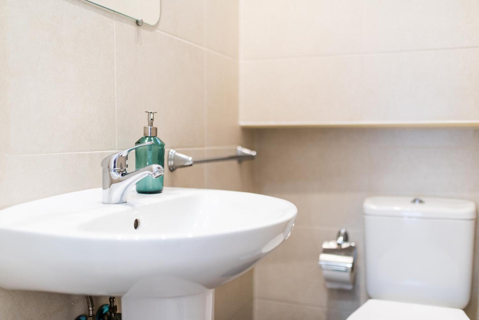 Wekey Homes Granada, Elvira Suites Centro Εξωτερικό φωτογραφία