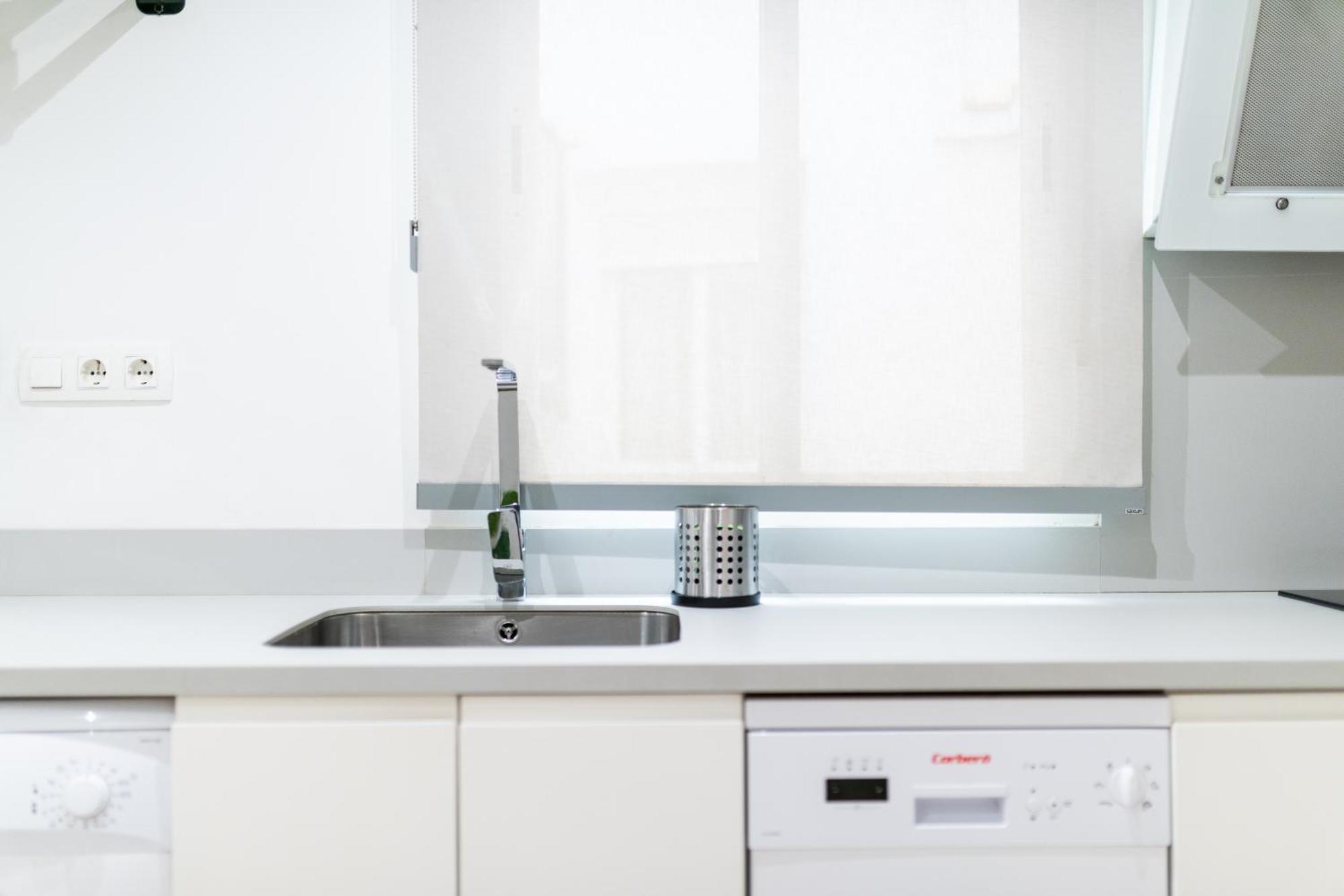 Wekey Homes Granada, Elvira Suites Centro Εξωτερικό φωτογραφία