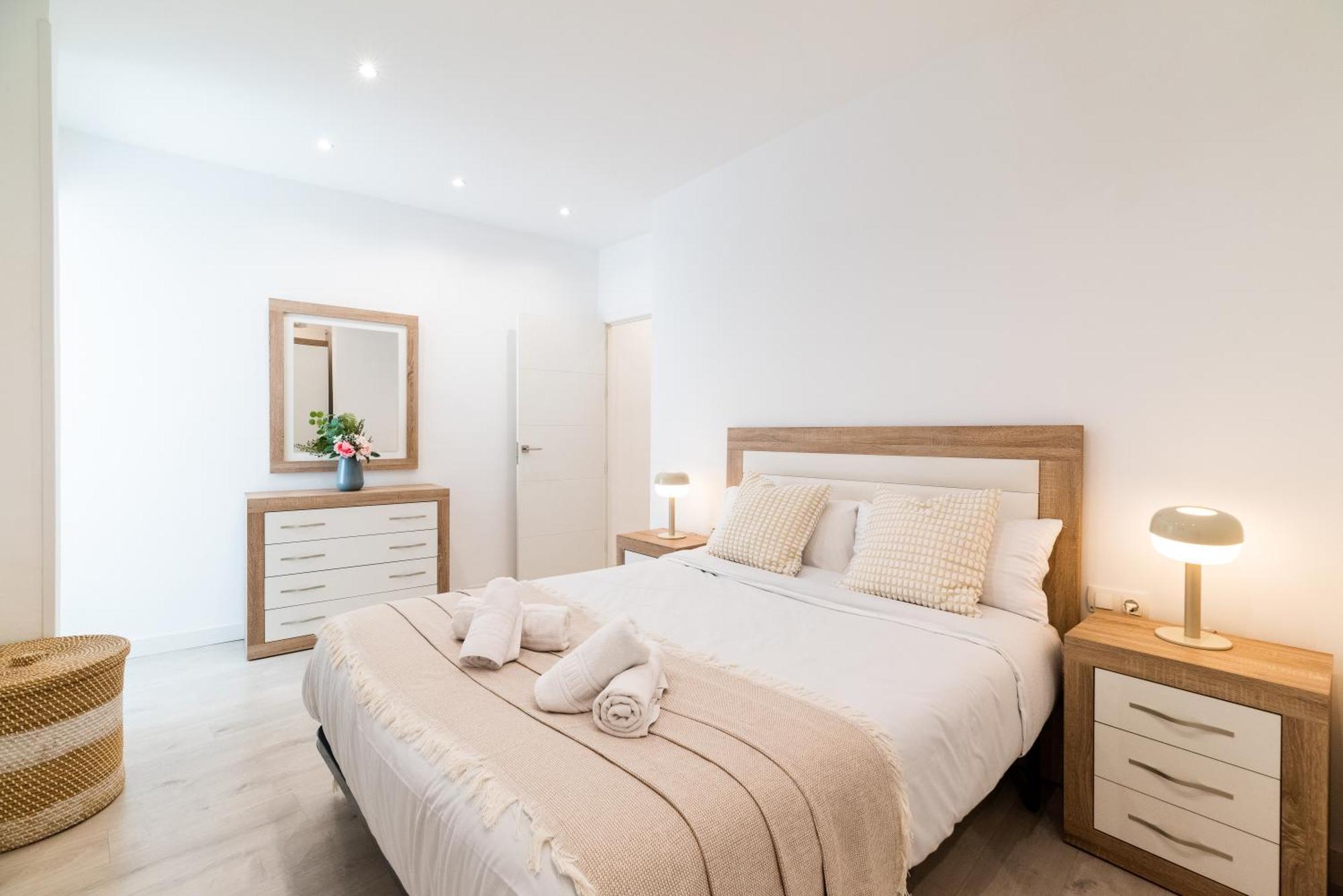 Wekey Homes Granada, Elvira Suites Centro Εξωτερικό φωτογραφία