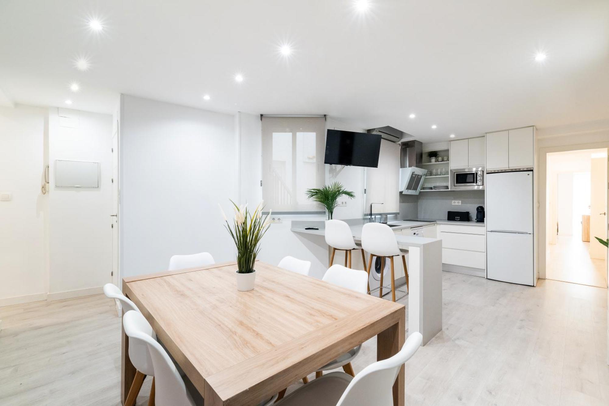 Wekey Homes Granada, Elvira Suites Centro Εξωτερικό φωτογραφία