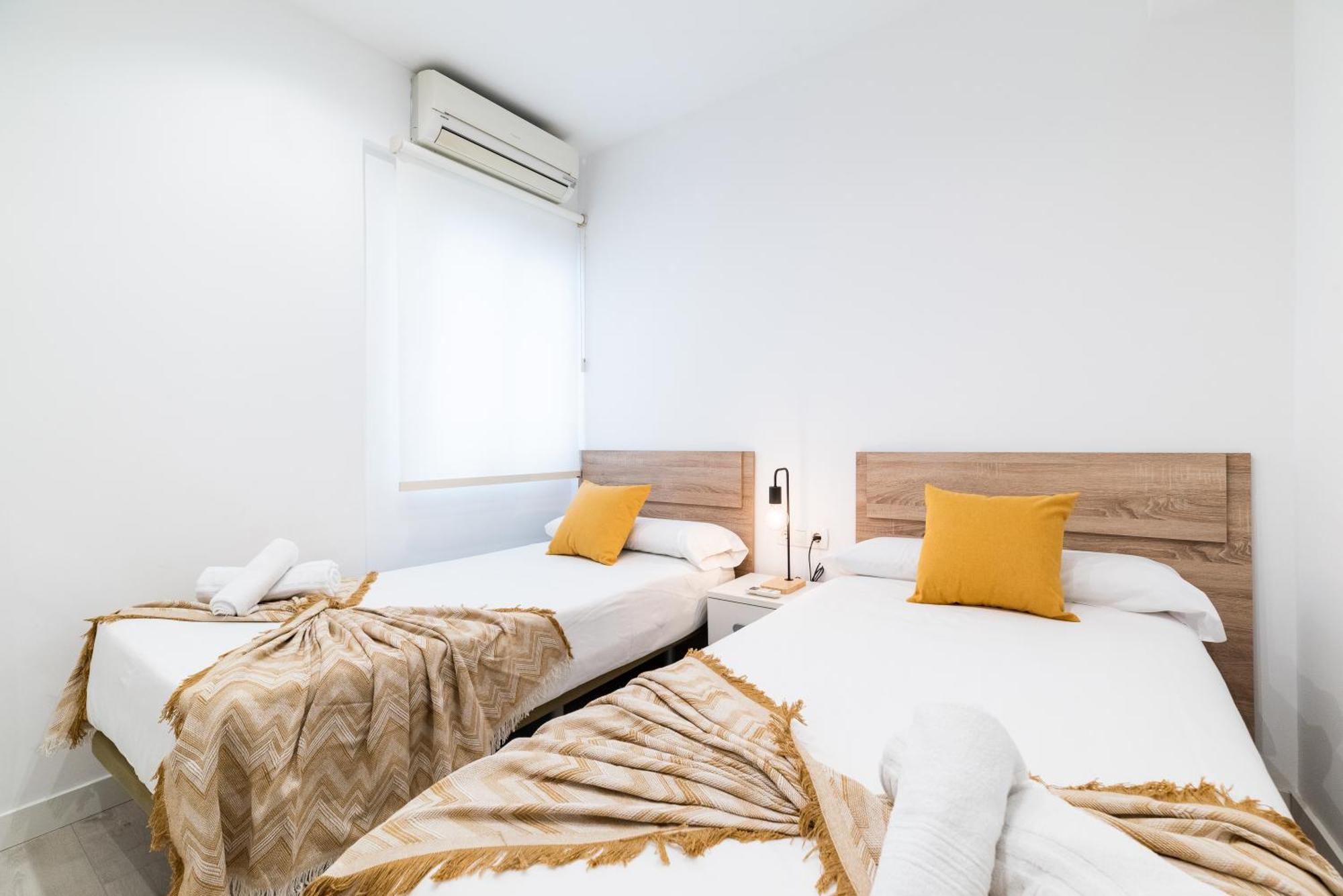 Wekey Homes Granada, Elvira Suites Centro Εξωτερικό φωτογραφία