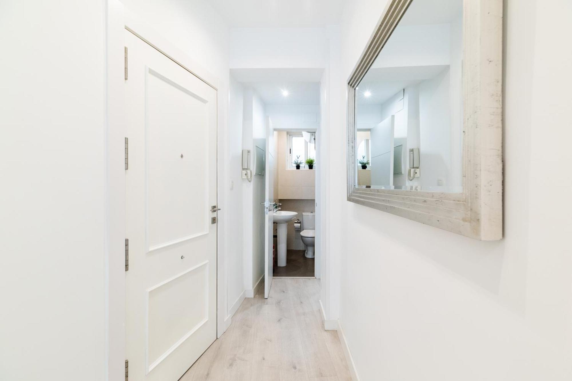 Wekey Homes Granada, Elvira Suites Centro Εξωτερικό φωτογραφία